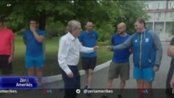 Debati mbi pjesmarrjen e atletëve rusë në Lojërat Verore të Parisit