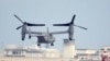 Pesawat militer Osprey CV-22 sedang lepas landas dari pangkalan udara Iwakuni, Prefektur Yamaguchi di barat Jepang, 4 Juli 2018. (Foto: Kyodo via AP)