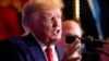 Ish-Presidenti Donald Trump duke folur gjatë një aktiviteti elektoral në Kolumbia, të Karolinës së Jugut (28 janar 2023)