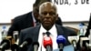 ARCHIVES - Le président angolais de l'époque, Jose Eduardo Dos Santos, assiste à une réunion du parti au pouvoir, le MPLA, le 3 février 2017 à Luanda.