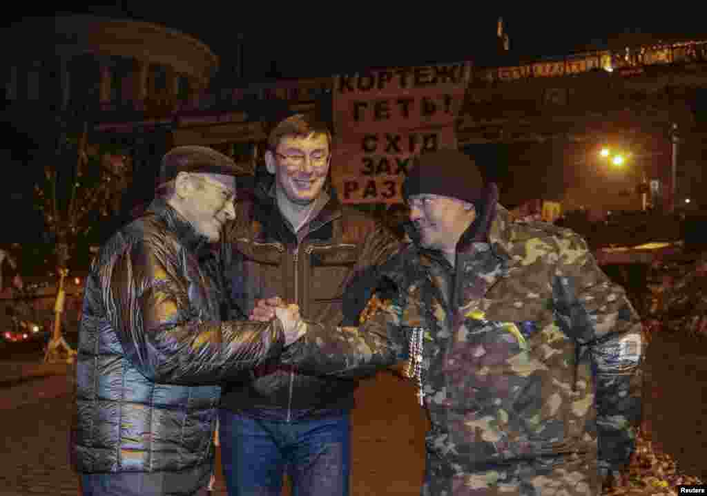 Ходорковський та Луценко на Майдані.