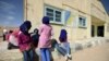  Des enfants dans la cour d'une école du camp de réfugiés de Smara, dans la province algérienne de Tindouf, le 25 février 2016.