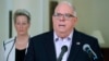 Le gouverneur du Maryland, Larry Hogan, lors d'une conférence de presse le 3 avril 2020 à Annapolis. (AP/Brian Witt)