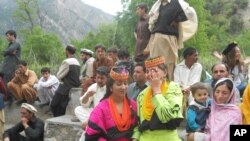 په چترال کې هسې خو د سيلگرۍ دپاره ډير زړۀ پورې اؤ تاريخي مقامات شته خو په دغو ټولوکې بمبوريت يا کافرستان دهغه ځايي د کيلاشو په وجه په ټوله نړۍ کې زيات شهرت لري